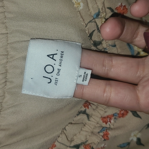 J.O.A. Floral Tie Shoulder Floral Dress Size Small - Picture 5 of 9